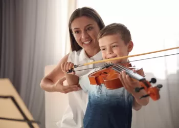 Keman Dersi Almanın Faydaları Neler?