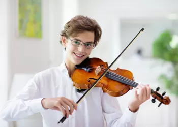 Çocukların Keman Çalmasının Faydaları Neler?